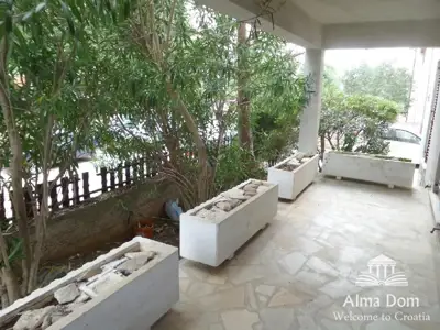 House 600 m², Fažana - 300 m from the sea - 8