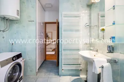 Apartment 150 m², Split center - two-level with city views - 15