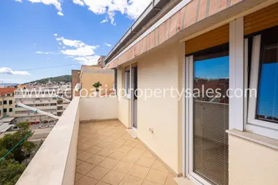 Apartment 150 m², Split center - two-level with city views - 19