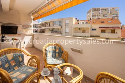 Apartment 150 m², Split center - two-level with city views - 1
