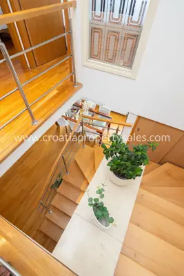 Apartment 150 m², Split center - two-level with city views - 12