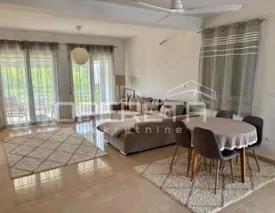 Stan 91 m², Petrčane - 180 m od mora i vrt - 7