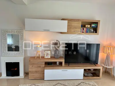 Stan 91 m², Petrčane - 180 m od mora i vrt - 5