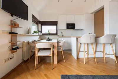 Miete, Zagreb, Maksimir – Dreizimmerwohnung in einem Haus, 71,87 m², im zweiten Stock. - 3
