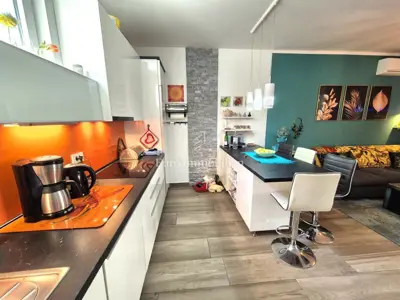 Apartment 66 m², Njivice - 2 bedrooms, garden area - 13