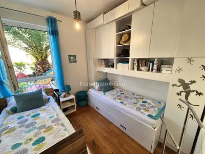 Apartment 66 m², Njivice - 2 bedrooms, garden area - 22