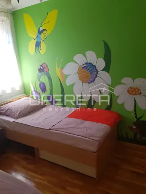 Lovran – Stan s pogledom na more, okućnicom, roštiljem i parkirnim mjestom u mir - 5