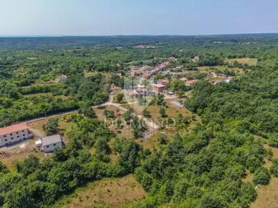 Zemljište 2.427 m², Svetvinčenat - uz asfaltiranu prometnicu - 7