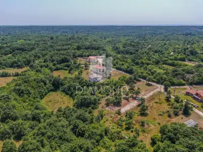 Zemljište 2.427 m², Svetvinčenat - uz asfaltiranu prometnicu - 8
