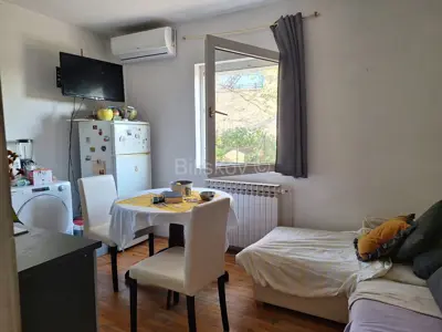 Zagreb, Črnomerec, jednosoban stan u kući, vrt - 2