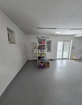 RIJEKA, SUŠAČKA DRAGA - Poslovni prostor 100 m² za najam - 13