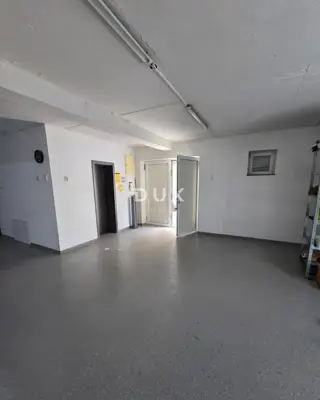 RIJEKA, SUŠAČKA DRAGA - Poslovni prostor 100 m² za najam - 10