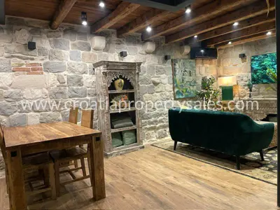 Kamena kuća 80 m², Kaštela centar, 50 m od mora - 4