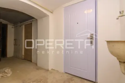 Stan 47 m², Gornji Grad - Medveščak, dvije stambene cjeline - 14