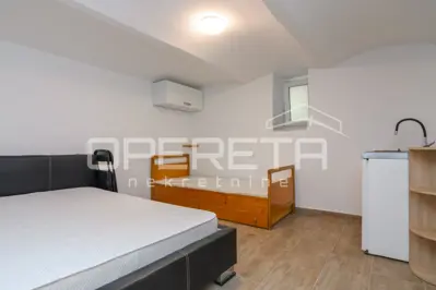 Stan 47 m², Gornji Grad - Medveščak, dvije stambene cjeline