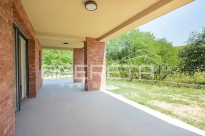 Wohnung 135 m², Maksimir - Garten und überdachte Terrasse
