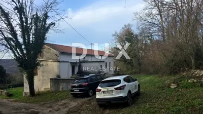 Imanje u Labinu, dvije kamene kuće i pogled na brežuljke - 5
