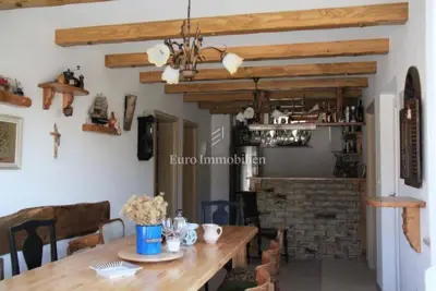 Kuća 260 m², Omišalj - bazen, terasa i ljetna kuhinja - 20
