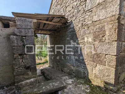 House 110 m², Karojba - stone house for renovation - 7