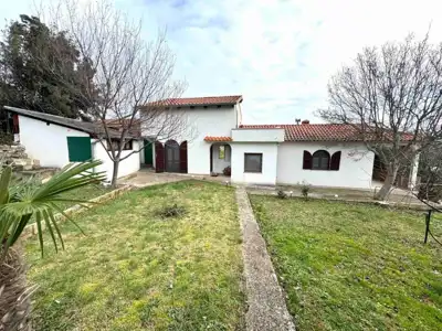 House 113 m², Rovinj - 600 m from the beach and quiet location - 2
