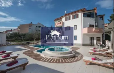 Istra, Pula, Nova Veruda, wunderschöne Villa für die Vermietung
