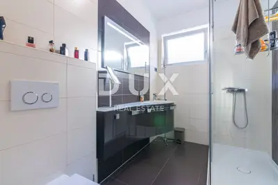 Wohnung 106 m², Vrbnik auf der Insel Krk - Meerblick und Stadtblick - 8