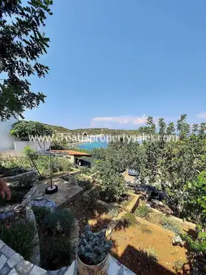 House 121 m², Vis island, 70 m from the sea and view of the bay - 2