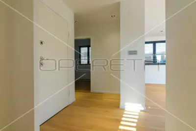 Wohnung zur Miete in Srebrnjak, 157 m² - 7