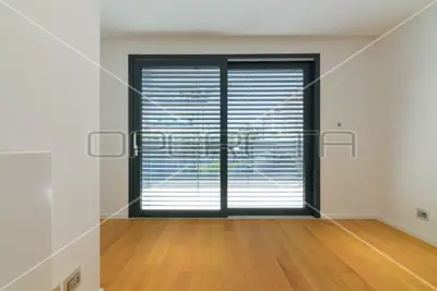 Wohnung zur Miete in Srebrnjak, 157 m² - 11