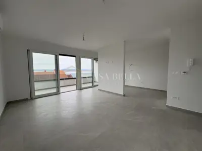 Apartment 103 m², Dramalj - sea view and two balconies