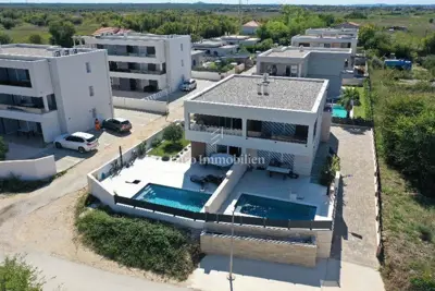 Kuća u Ninu, 120 m od mora i bazen sa slanom vodom - 12