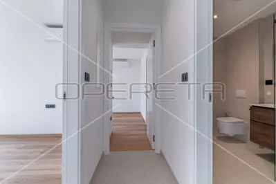 Geraeumige zweigeschossige Wohnung 200 m von den Straenden mit Dachterrasse - 7
