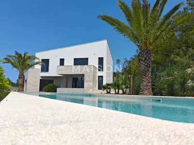 Villa 290 m², Malinska on Krk, gated resort - 2
