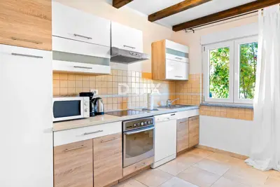 POREČ, FUNTANA - Mediterranean home with rustic details, 238 m² - 7