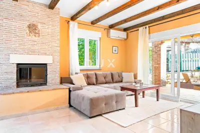 POREČ, FUNTANA - Mediterranean home with rustic details, 238 m² - 6