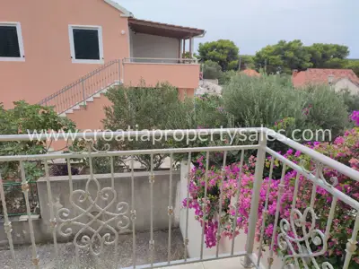 Semi-detached house 50 m², Otok Brač - 200 m from the sea - 2