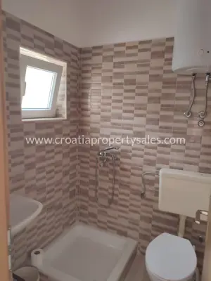 Semi-detached house 50 m², Otok Brač - 200 m from the sea - 9