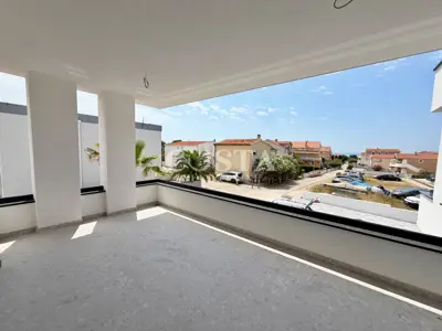Stan 73 m², Privlaka - 2 spavaće sobe, terasa - 2