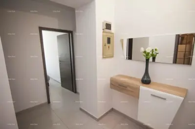 Apartment in Pula, Center, ground floor, newly renovated and furnished - 5