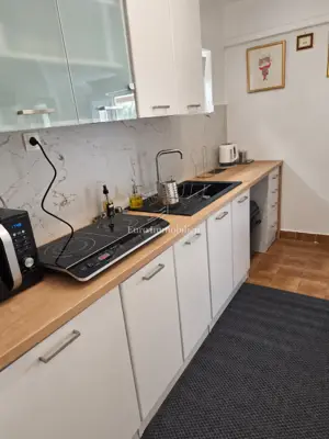 Haus 760 m², Klenovica - 5 Apartments und Meerblick - 8