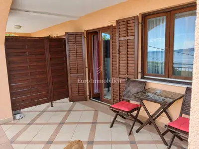 Haus 760 m², Klenovica - 5 Apartments und Meerblick - 11