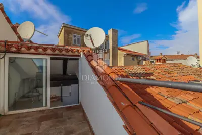 Wohnung 120 m², Rovinj Zentrum - Blick auf den Hafen und das Meer - 12