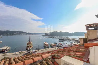 Apartment 120 m², Rovinj center - view of the harbor and sea