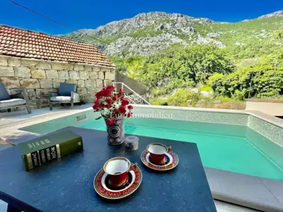 Stone house 144 m², Gata near Omiš, private pool