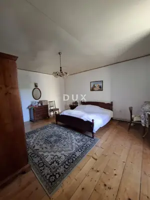 House 190 m², Bale - stone house in the center with garden - 14