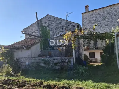 House 190 m², Bale - stone house in the center with garden - 6