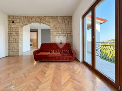 House 240 m², Barban - two residential units - 5
