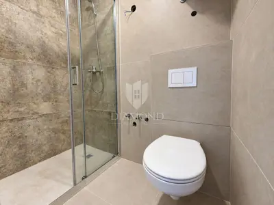House 240 m², Barban - two residential units - 21