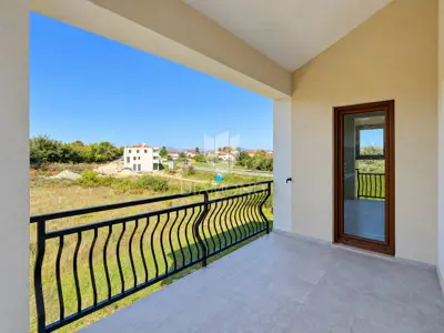 House 240 m², Barban - two residential units - 15