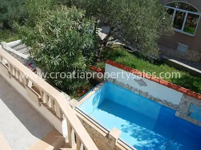 Haus, Brač, 140 m², 550 000 € - 2